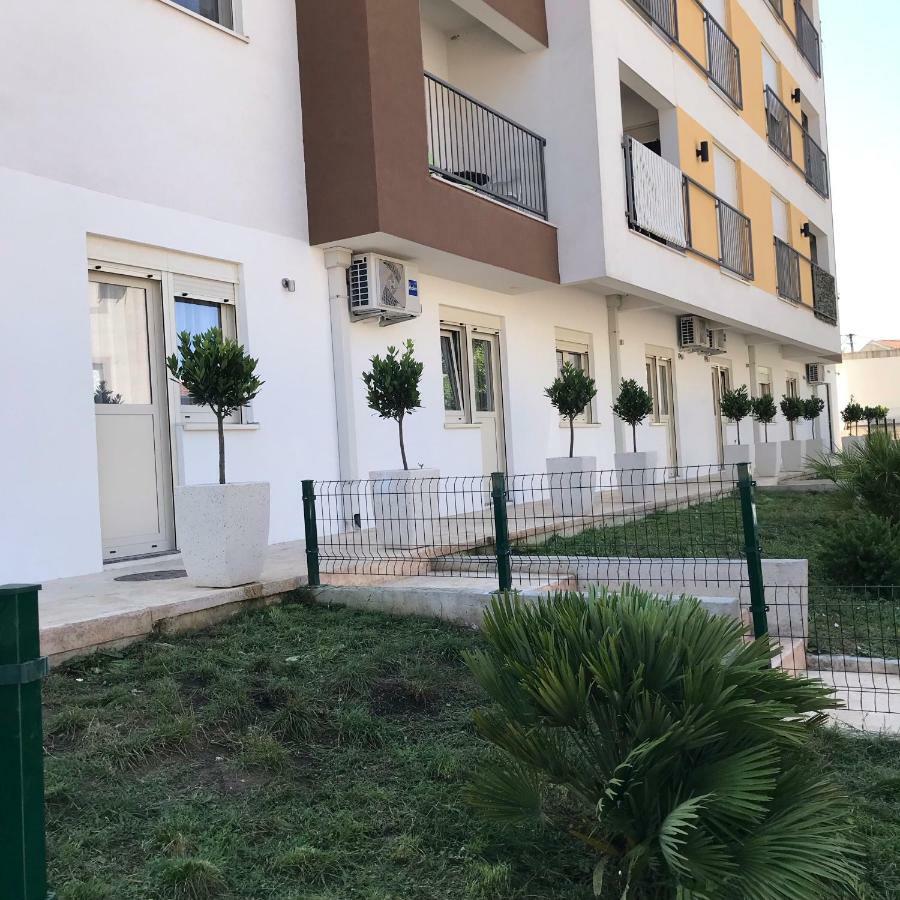 Helada Apartments Tivat Exterior foto